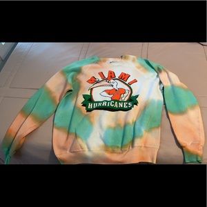 Vintage Miami Hurricanes sweatshirt